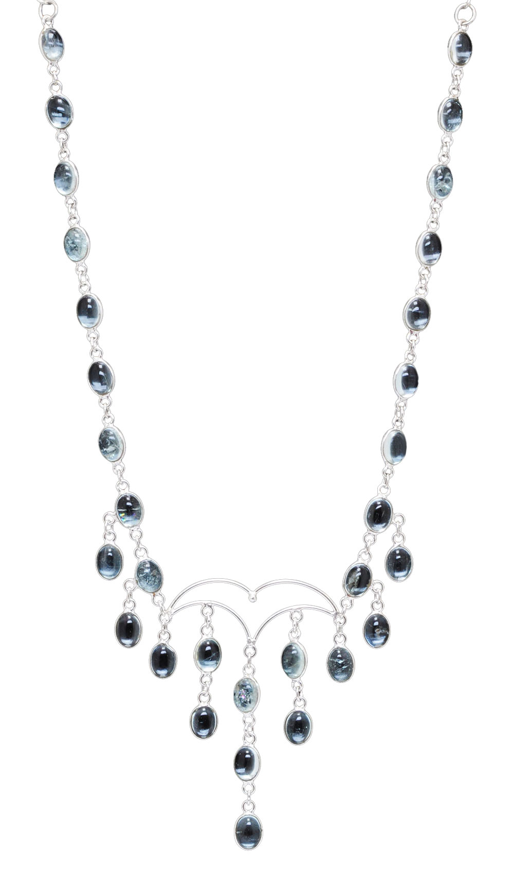 Natural aquamarine gemstone studded necklace