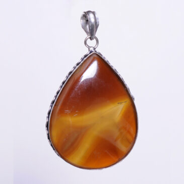 onyx gemstone pendant in 925 sterling silver overlay metal