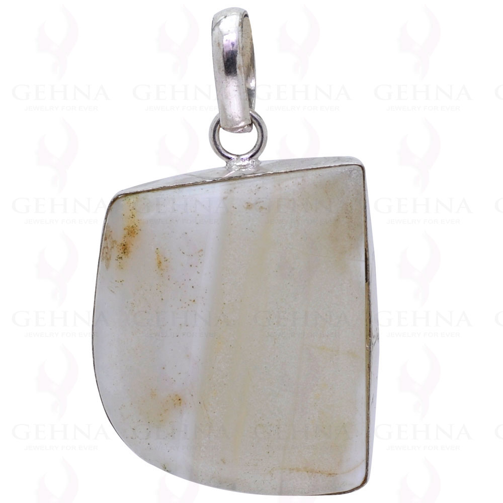 White Quartz Gemstone Pendant In 925 Sterling Silver Overlay Metal GP2067