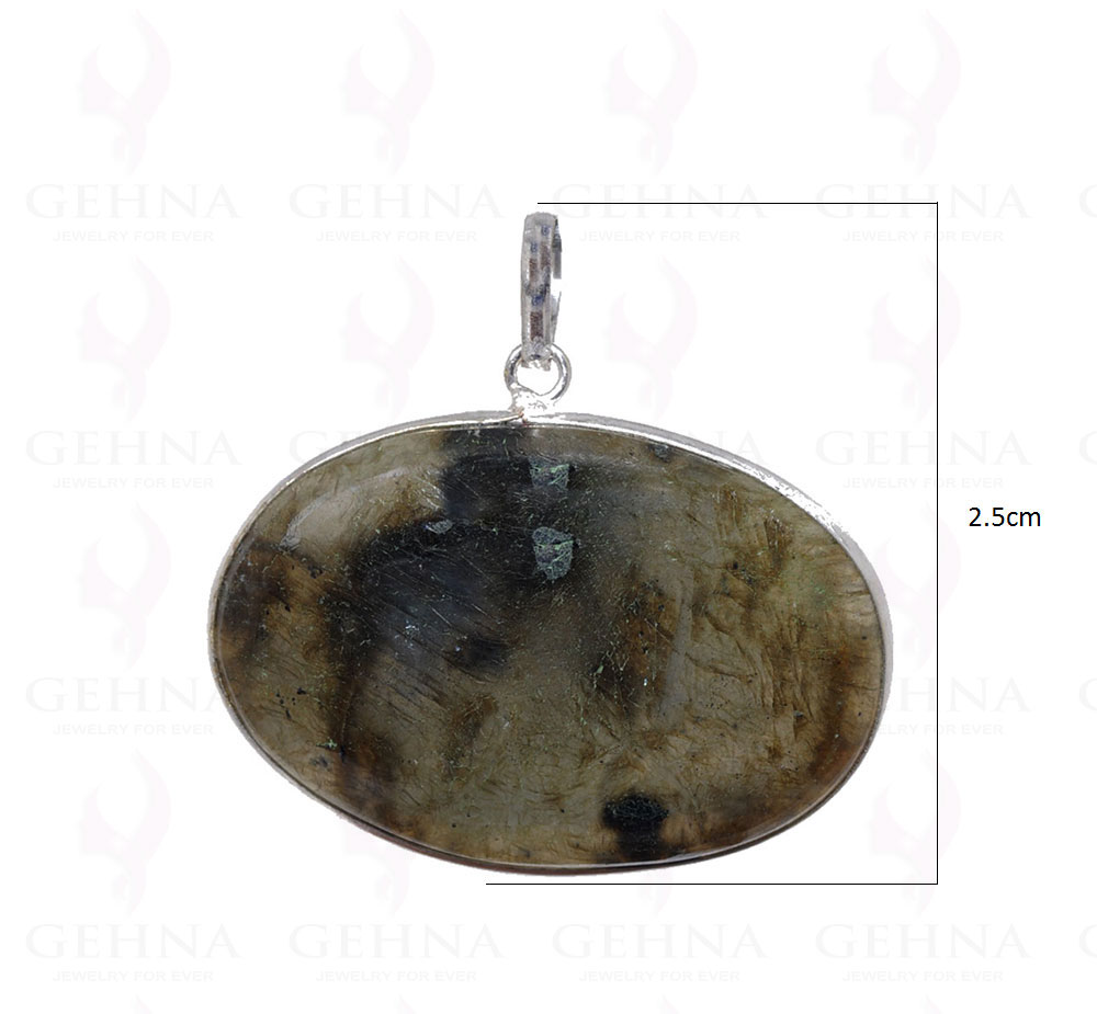 Labradorite Gemstone Pendant In .925 Silver Overlay GP2673