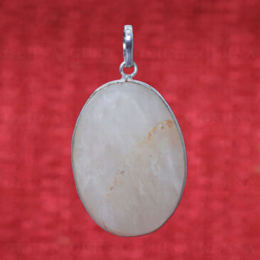 Green Aventurine Gemstone Pendant In .925 Sterling Silver Overlay Metal GP2800