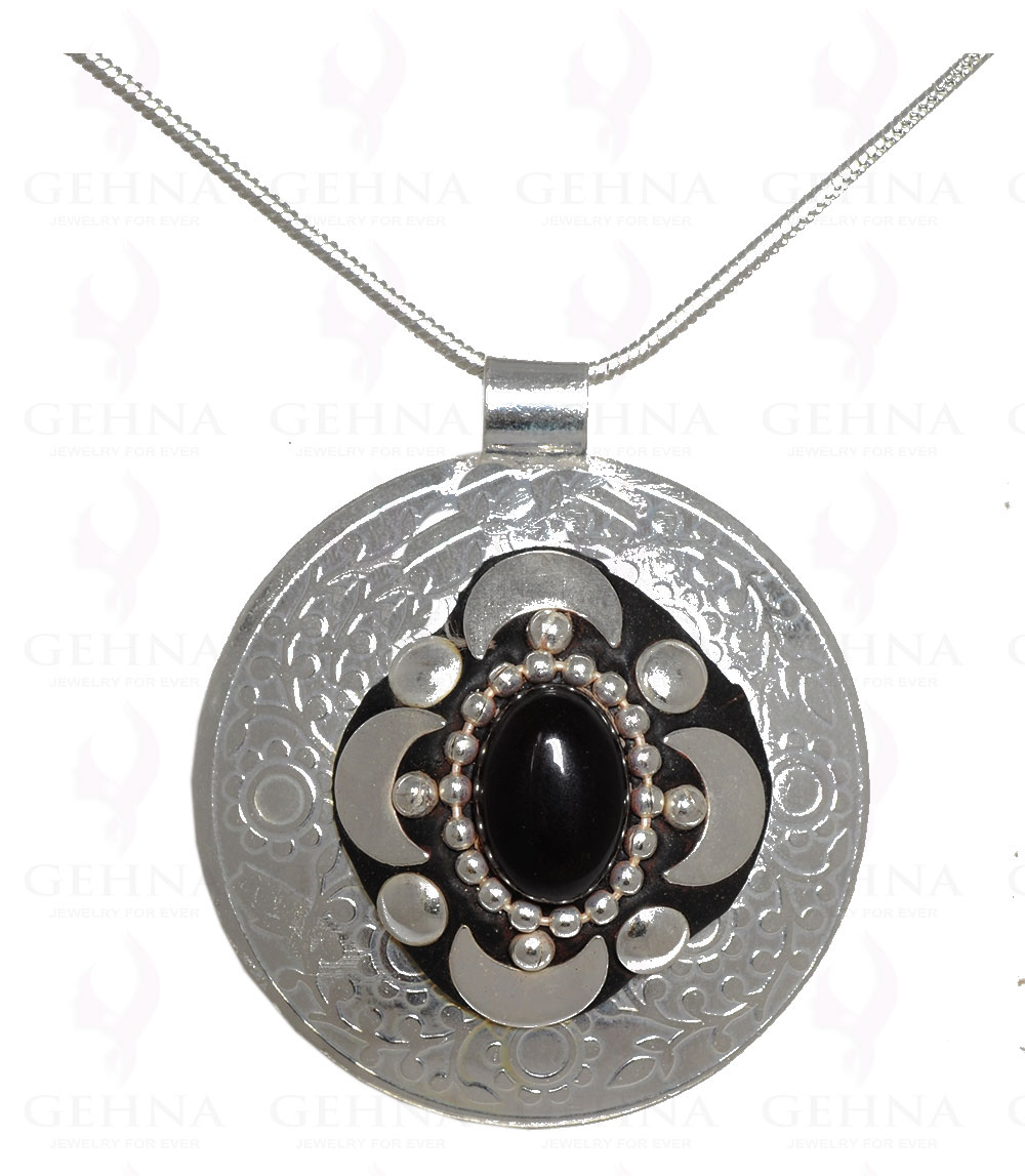 Red Garnet Gemstone Pendant In .925 Sterling Silver Overlay Metal GP3050