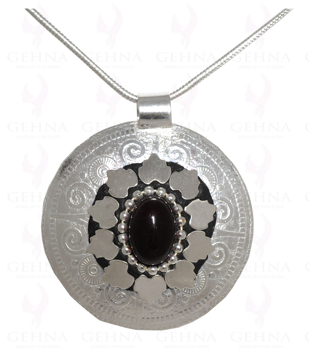 Red Garnet Gemstone Pendant In .925 Sterling Silver Overlay Metal GP3063