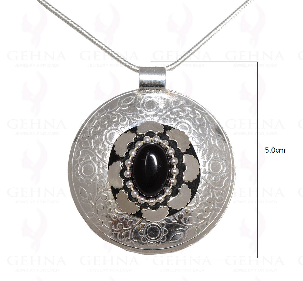 Red Garnet Gemstone Pendant In .925 Sterling Silver Overlay Metal GP3085