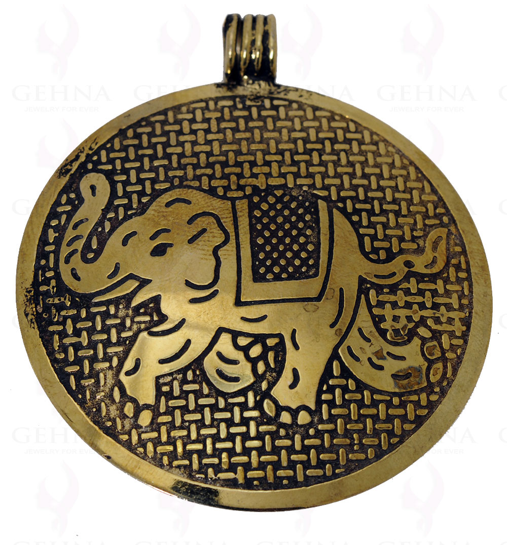 Elephant Shape Round Pendant Made In.925 Silver Overlay GP3643