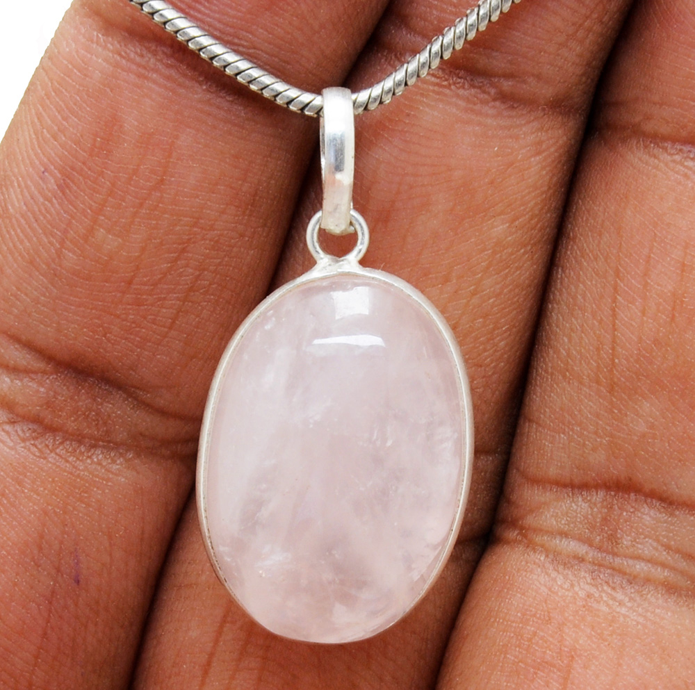 Rose Quartz Oval Shape Stone Studded Silver Plated Pendant GP4562