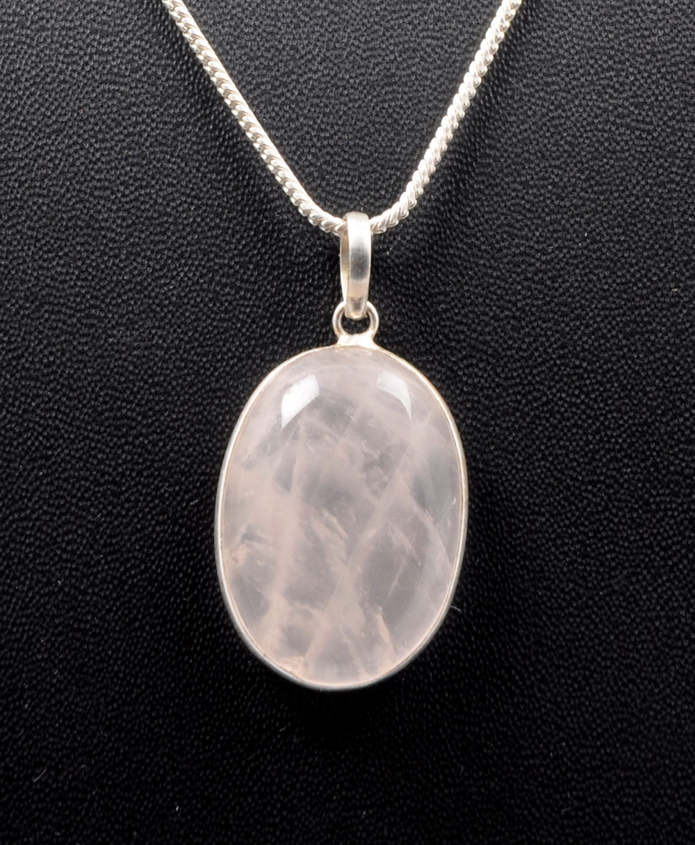 Pink Chalcedony Oval Shape Stone Studded Silver Plated Pendant GP4771
