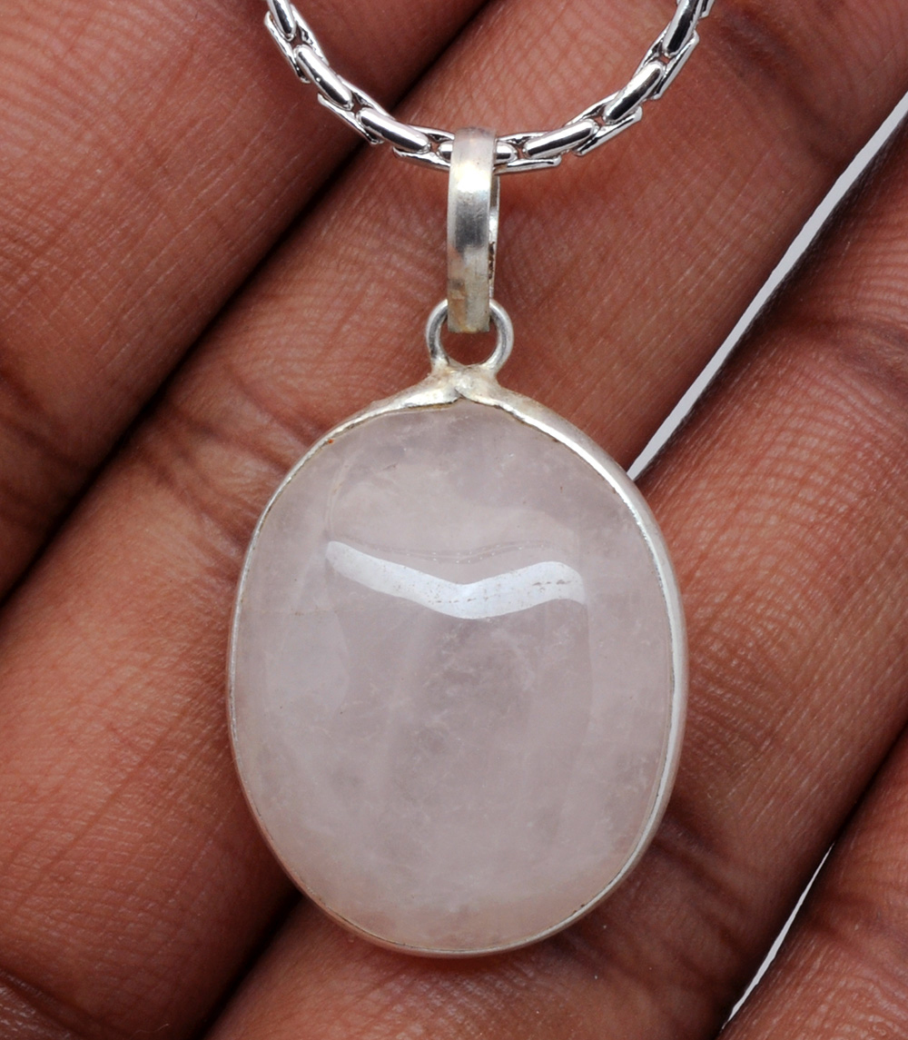 Rose Quartz Oval Shape Stone Studded Silver Plated Pendant GP4776