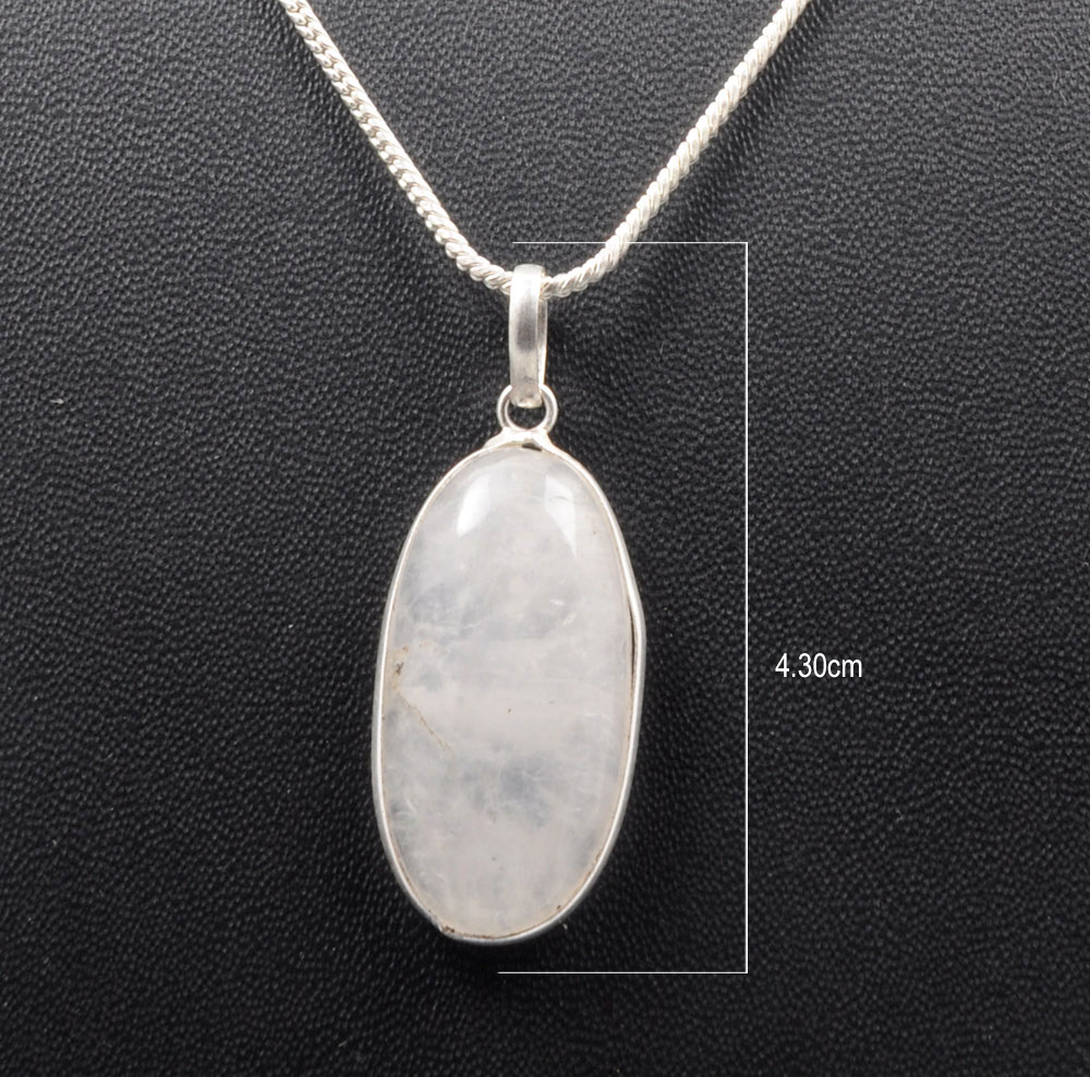 White Moonstone Oval Shape Studded Silver Plated Pendant GP4786