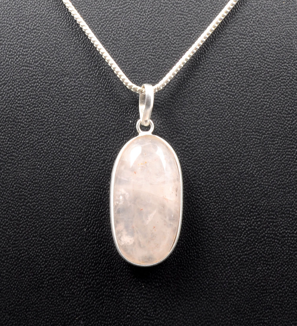 Pink Chalcedony Oval Shape Stone Studded Silver Plated Pendant GP4795