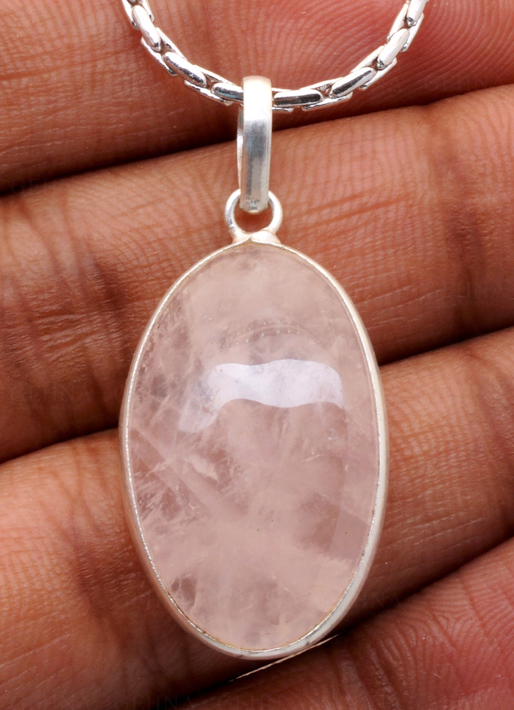 Rose Quartz Oval Shape Stone Studded Silver Plated Pendant GP4847