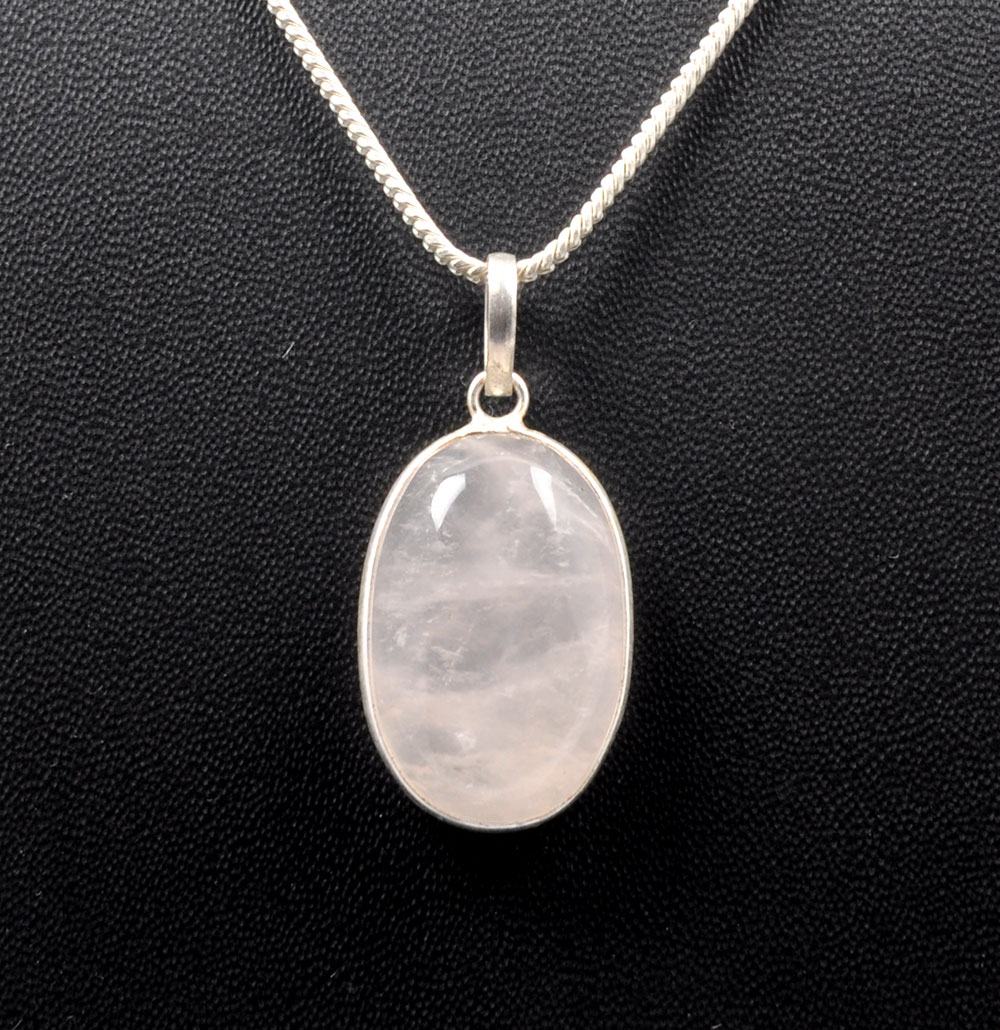 Rose Quartz Oval Shape Stone Studded Silver Plated Pendant GP4857