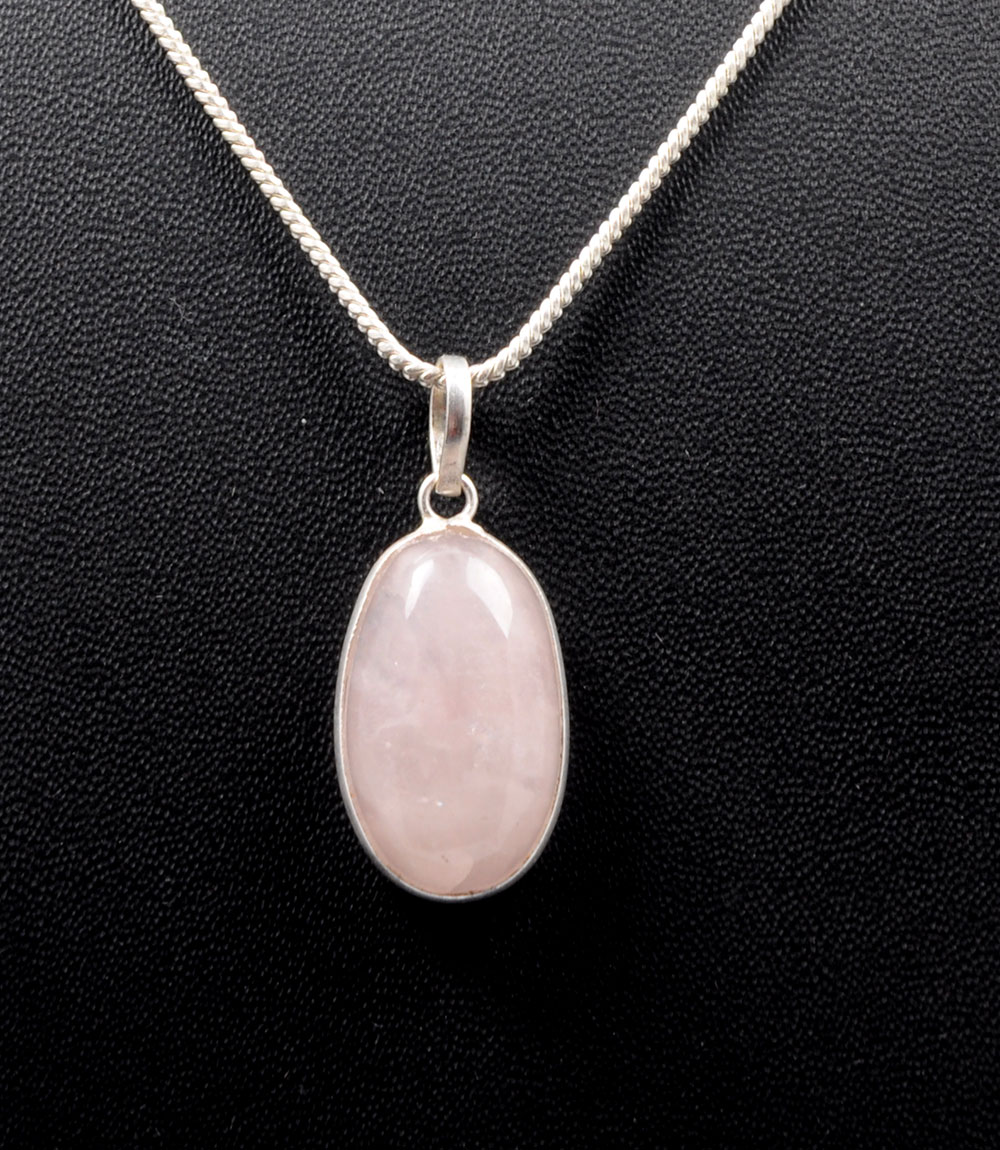 Pink Chalcedony Oval Shape Stone Studded Silver Plated Pendant GP4881