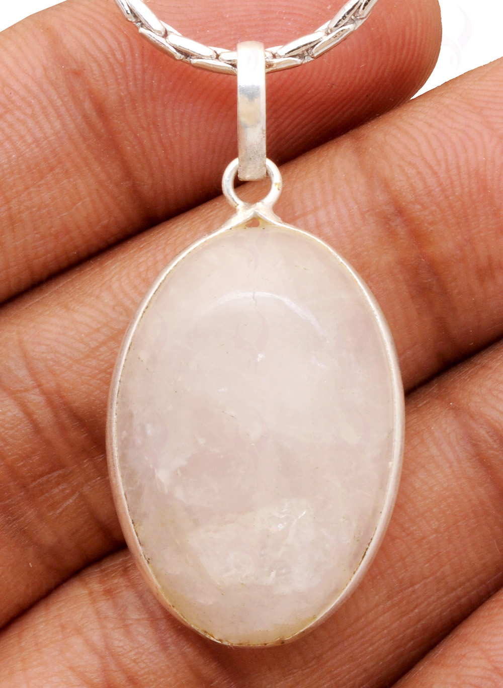 White Moonstone Oval Shape Studded Silver Plated Pendant GP4882