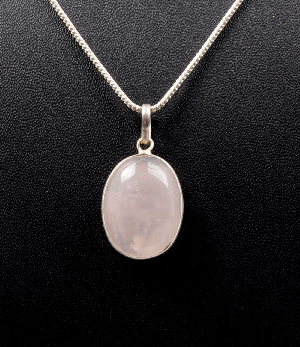 Pink Chalcedony Oval Shape Stone Studded Silver Plated Pendant GP4887