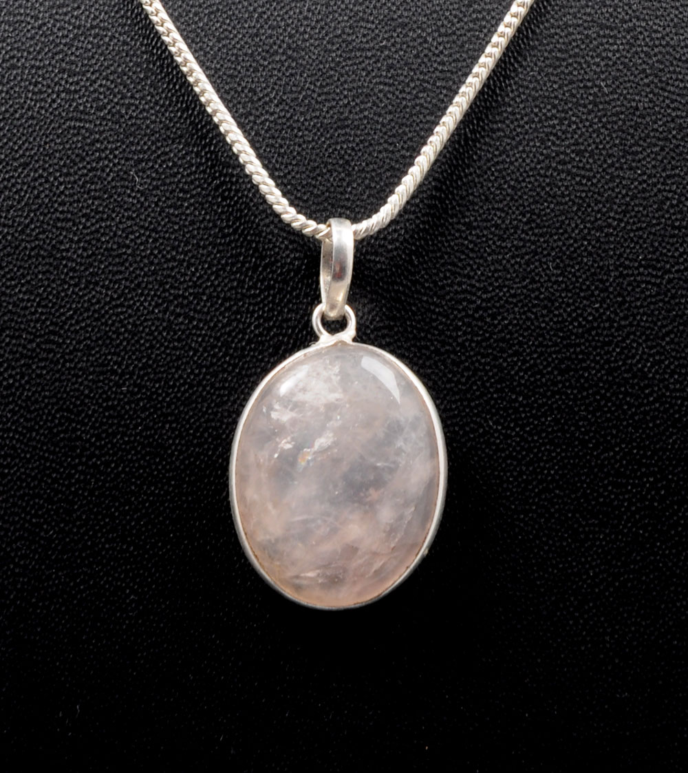 Rose Quartz Oval Shape Stone Studded Silver Plated Pendant GP4891