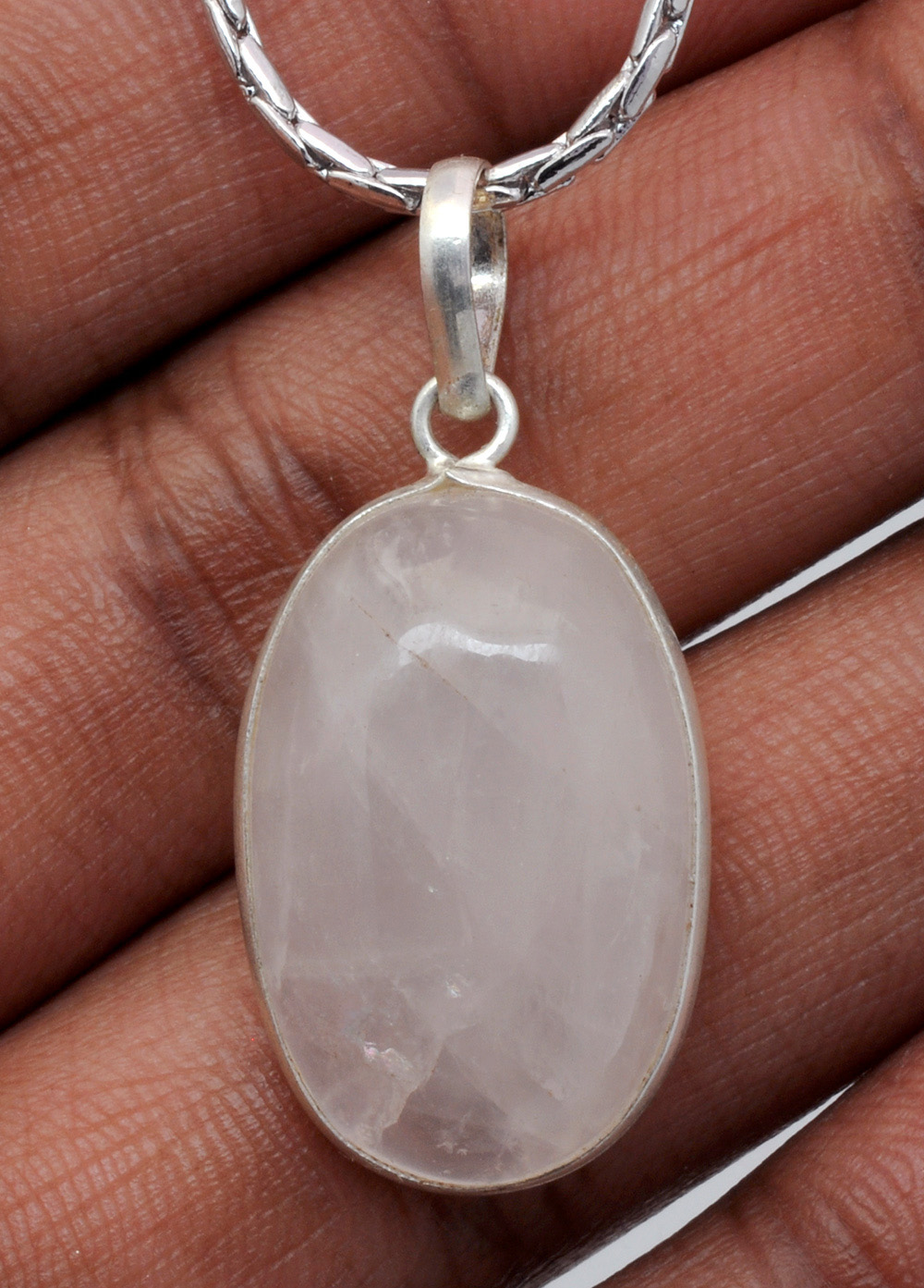 Rose Quartz Oval Shape Stone Studded Silver Plated Pendant GP4893