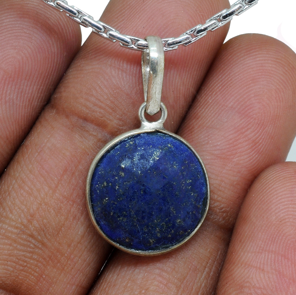 Lapis Lazuli Round Shape Gemstone Studded Silver Pendant – Gp5177