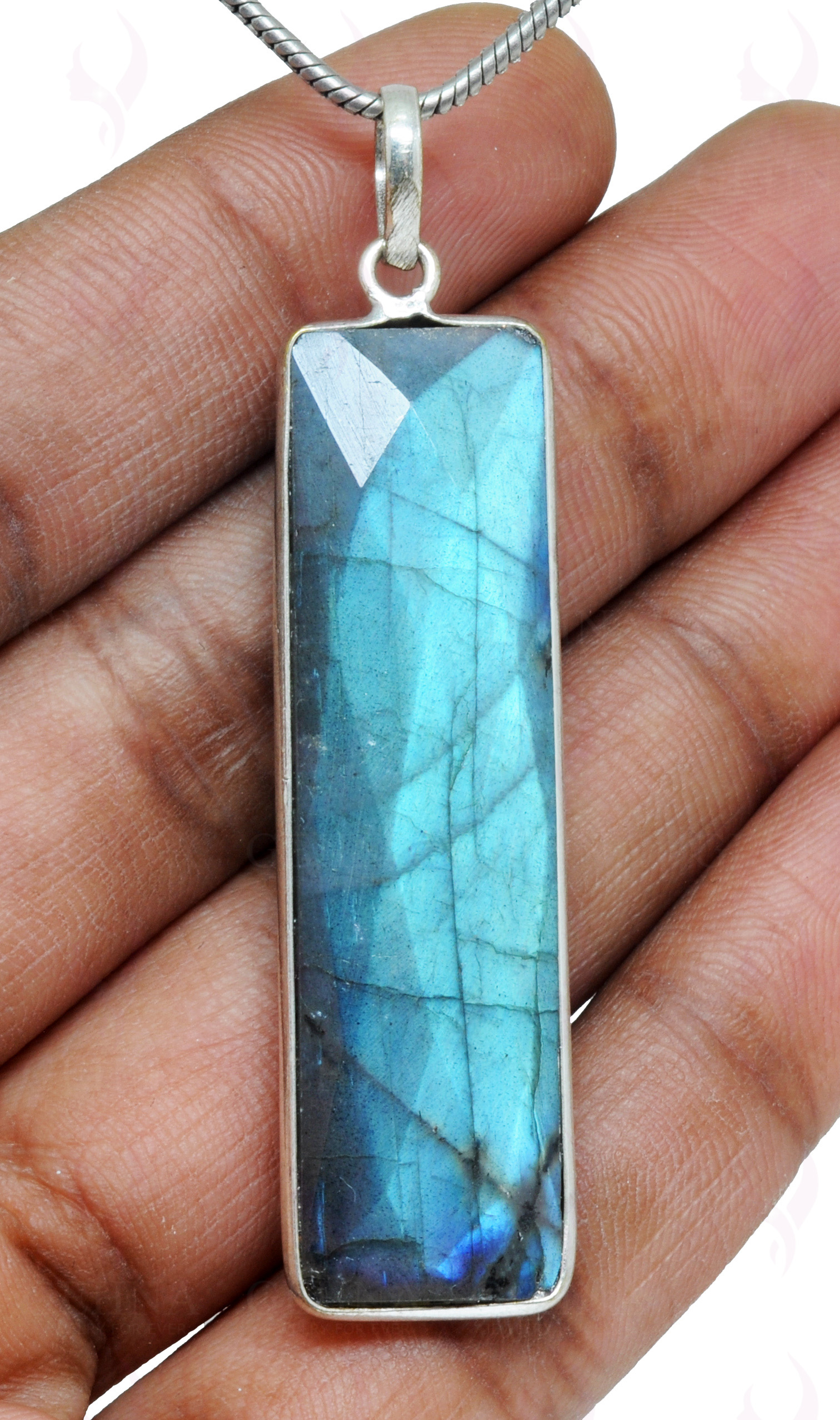 Labradorite Baguette Shape Gemstone Studded Silver Pendant – Gp5194