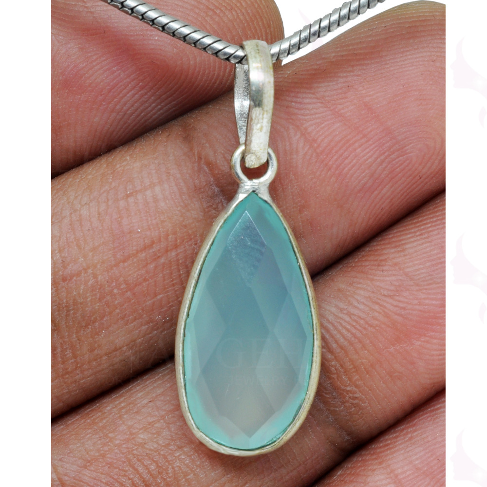 Chalcedony Pear Shape Gemstone Studded Silver Pendant – Gp5202