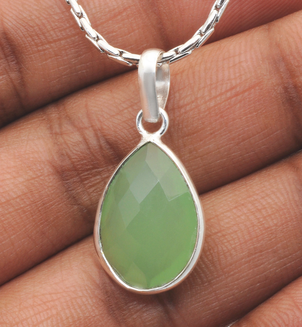 Prehnite Pear Shape Gemstone Studded Silver Pendant – Gp5208