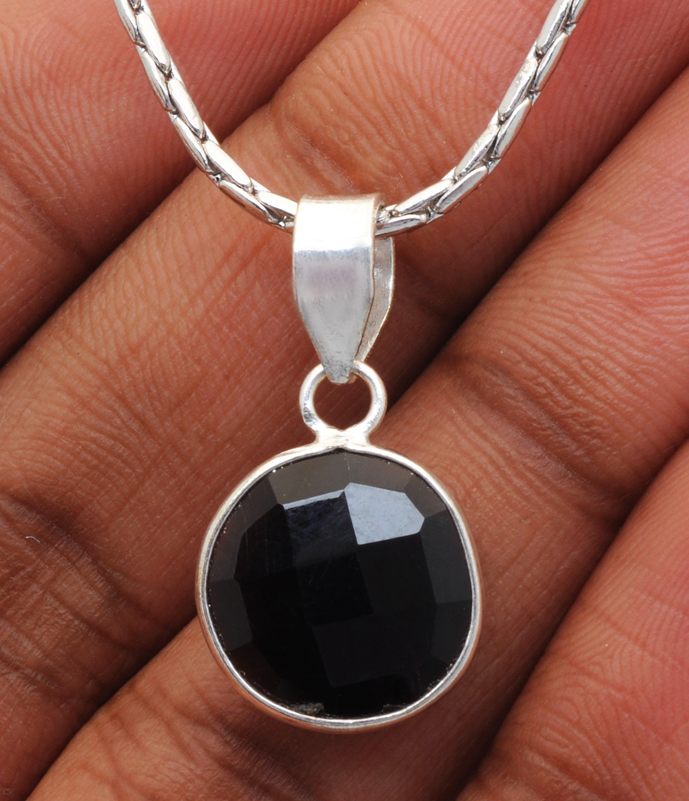 Smoky Round Shape Gemstone Studded Silver Pendant – Gp5220