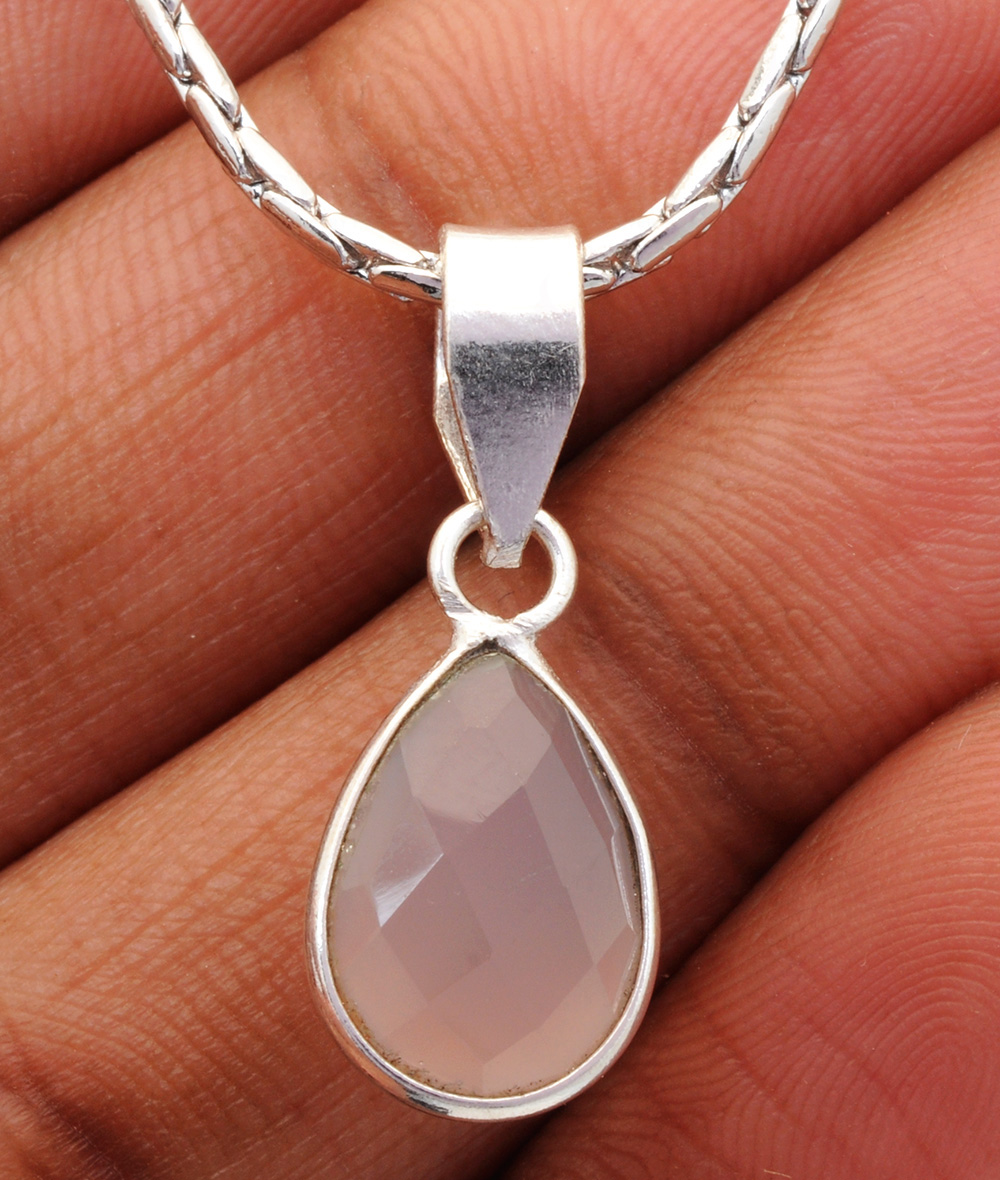 Rose Quartz Pear Shape Gemstone Studded Silver Pendant – Gp5236
