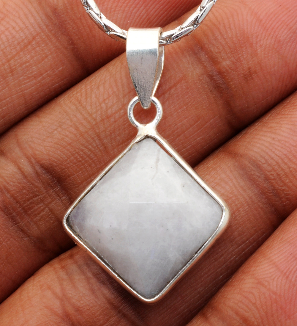 Moonstone Square Shape Gemstone Studded Silver Pendant – Gp5240