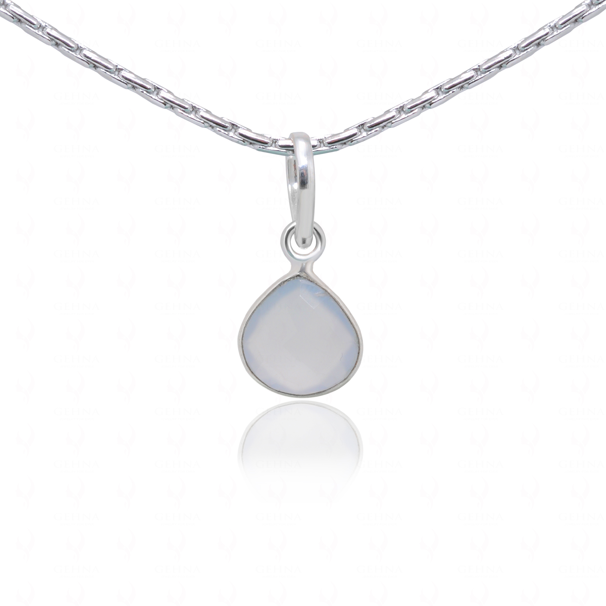 Chalcedony Pear Shape Gemstone Studded Silver Pendant – Gp5258