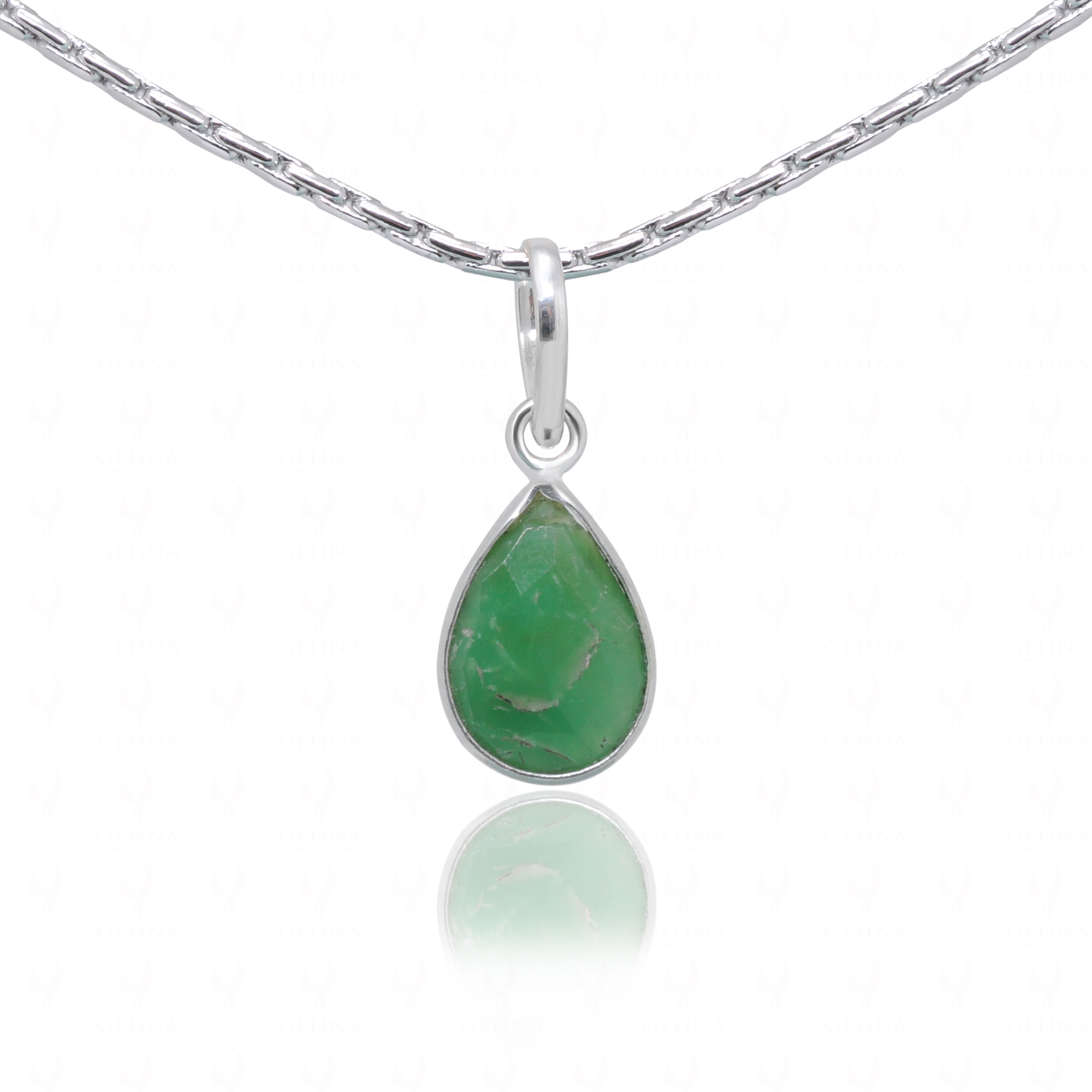 Chrysoprase Pear Shape Gemstone Studded Silver Pendant - Gp5265