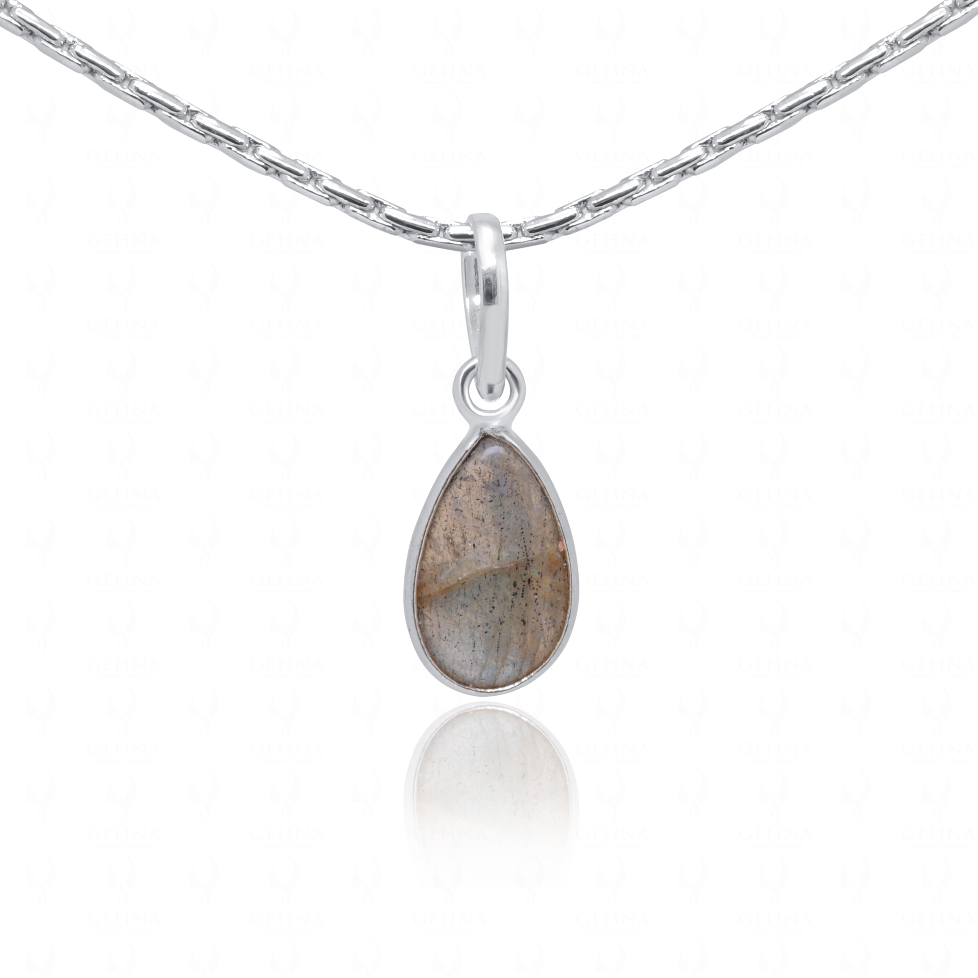 Labradorite Pear Shape Gemstone Studded Silver Pendant – Gp5270